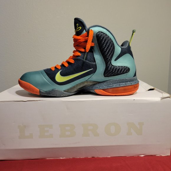 NIKE LEBRON 9 CANNON SNEAKERS WITH EXTRA SET BLUE LACES AND BOX - SIZE 9.5 - Picture 14 of 16